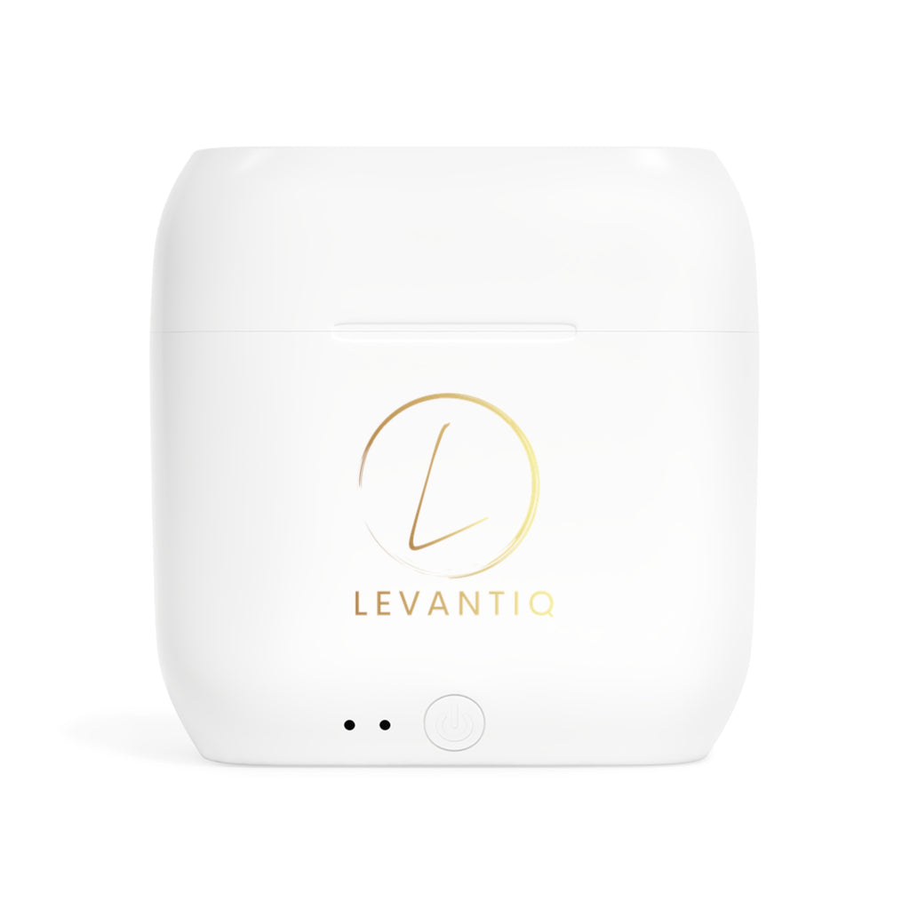Écouteurs sans fil — Élégant boîtier de charge blanc avec logo Levantiq doré